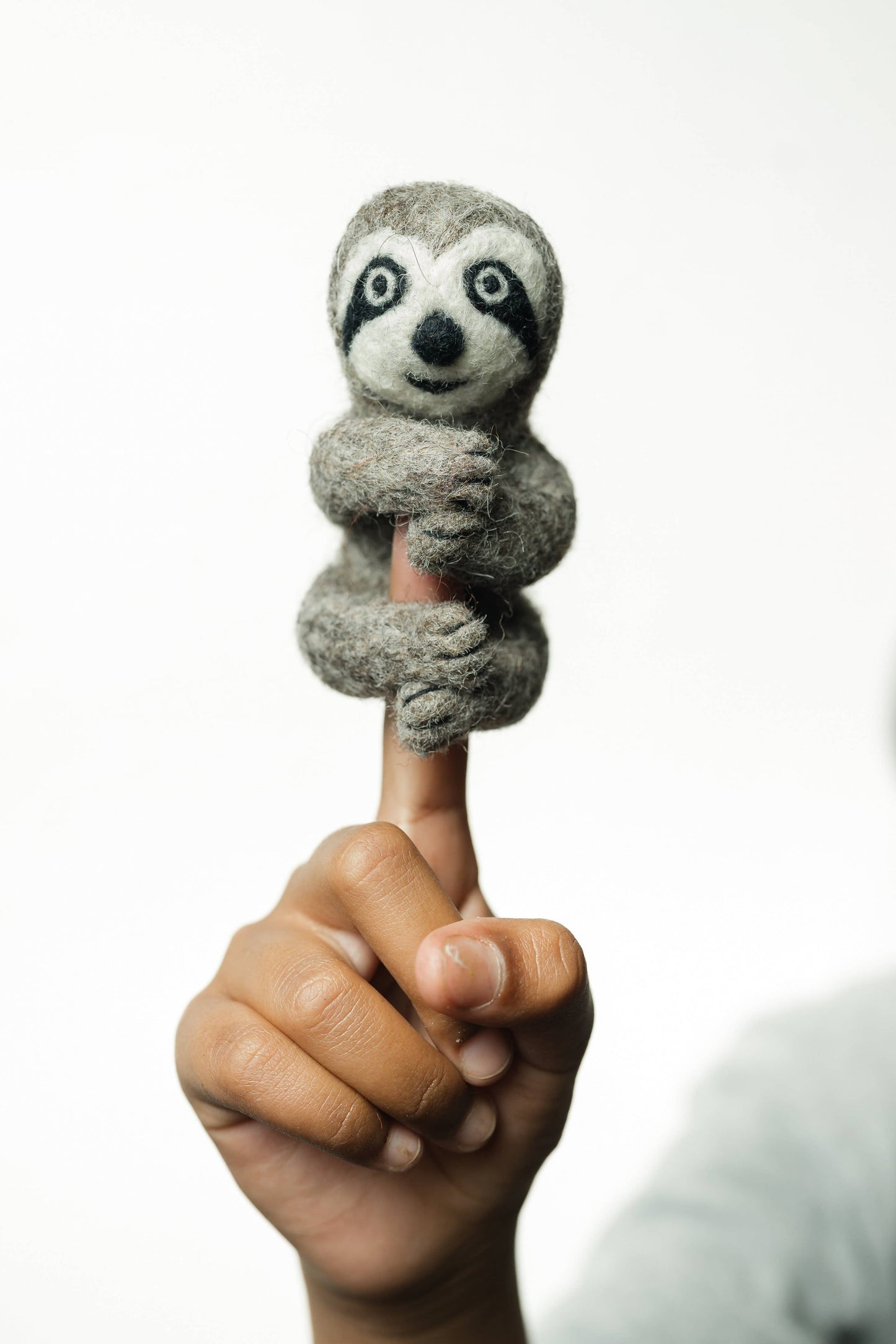 Silk Road Bazaar - Sloth Finger Puppet