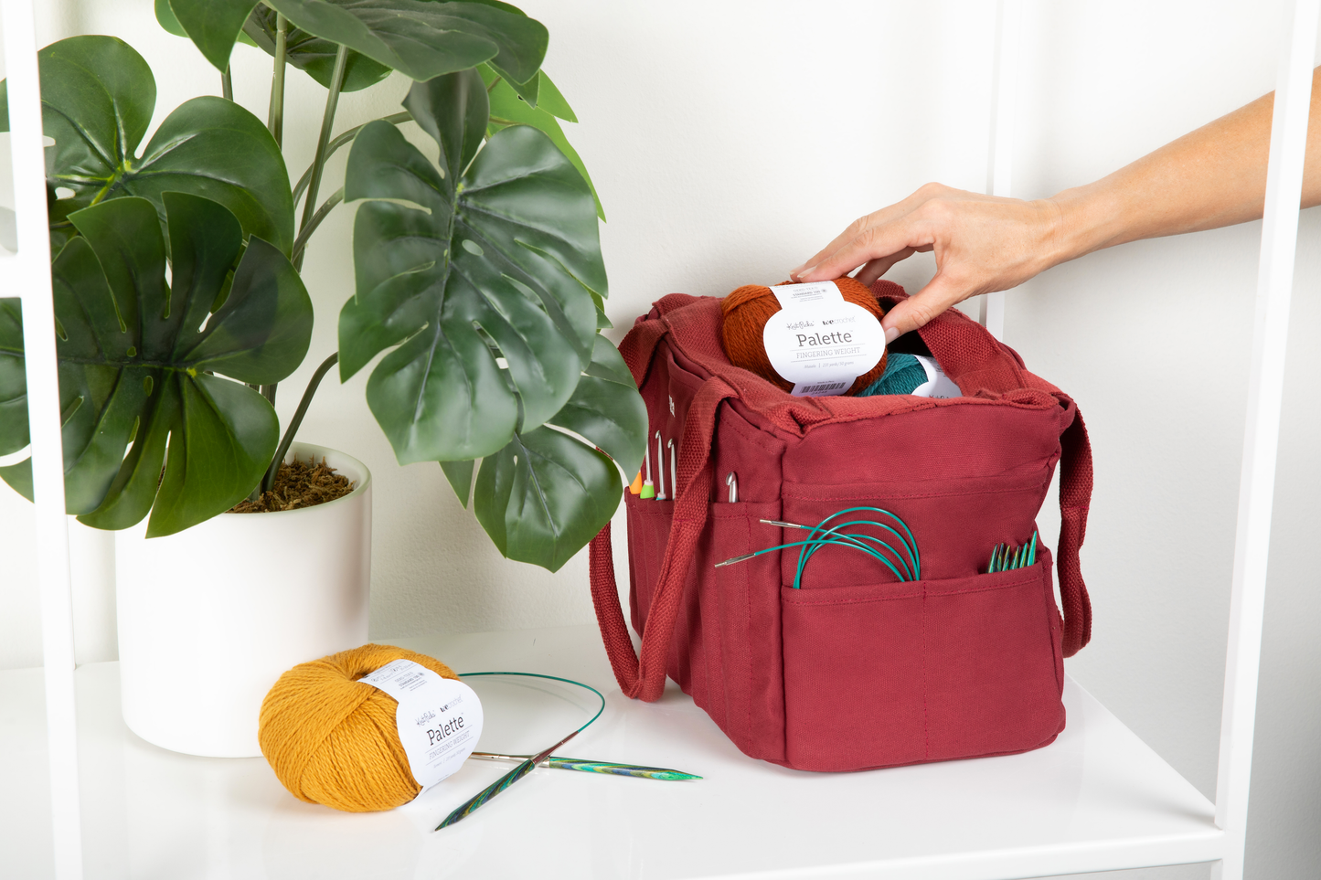 Soolla - Soolla Studio Artist Bag | Sangria