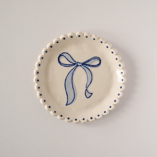 Bow Cake Plate