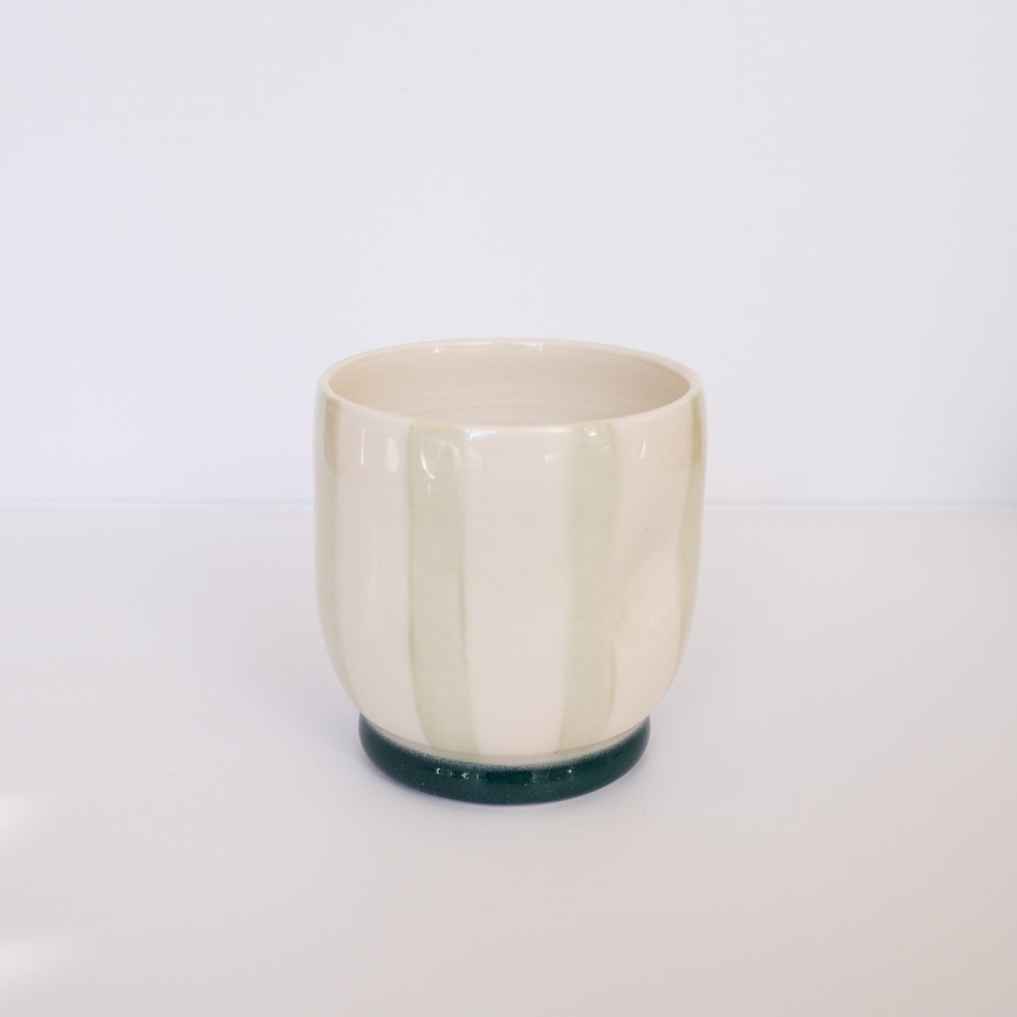 Green Stripe Thumb Cup