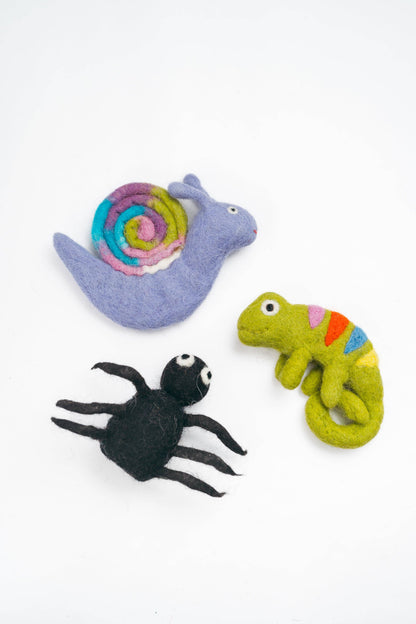 Silk Road Bazaar - Chameleon Finger Puppet